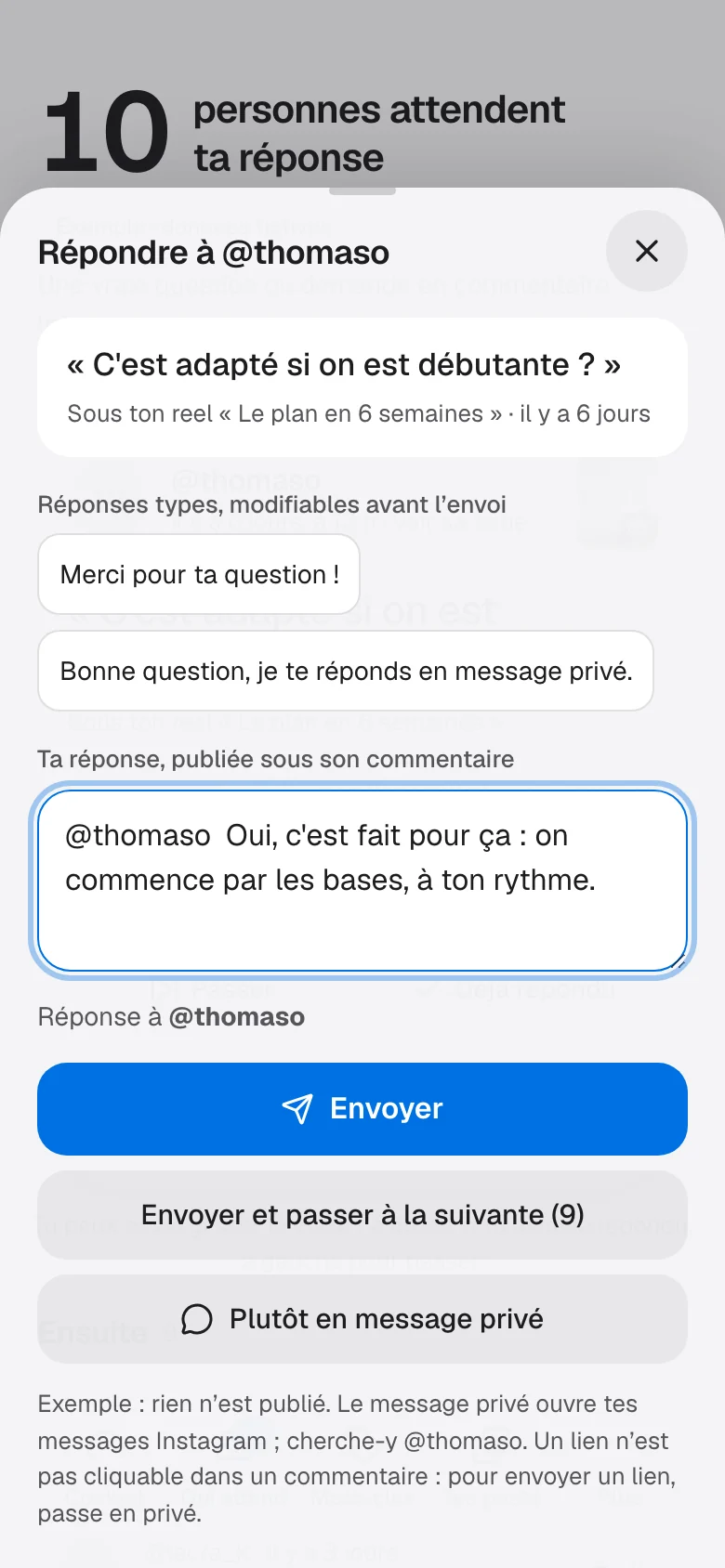 La feuille Répondre sur téléphone, données d'exemple : la question, deux réponses types, une réponse écrite dans le champ, le bouton d'envoi actif, Envoyer et passer à la suivante, et Plutôt en message privé